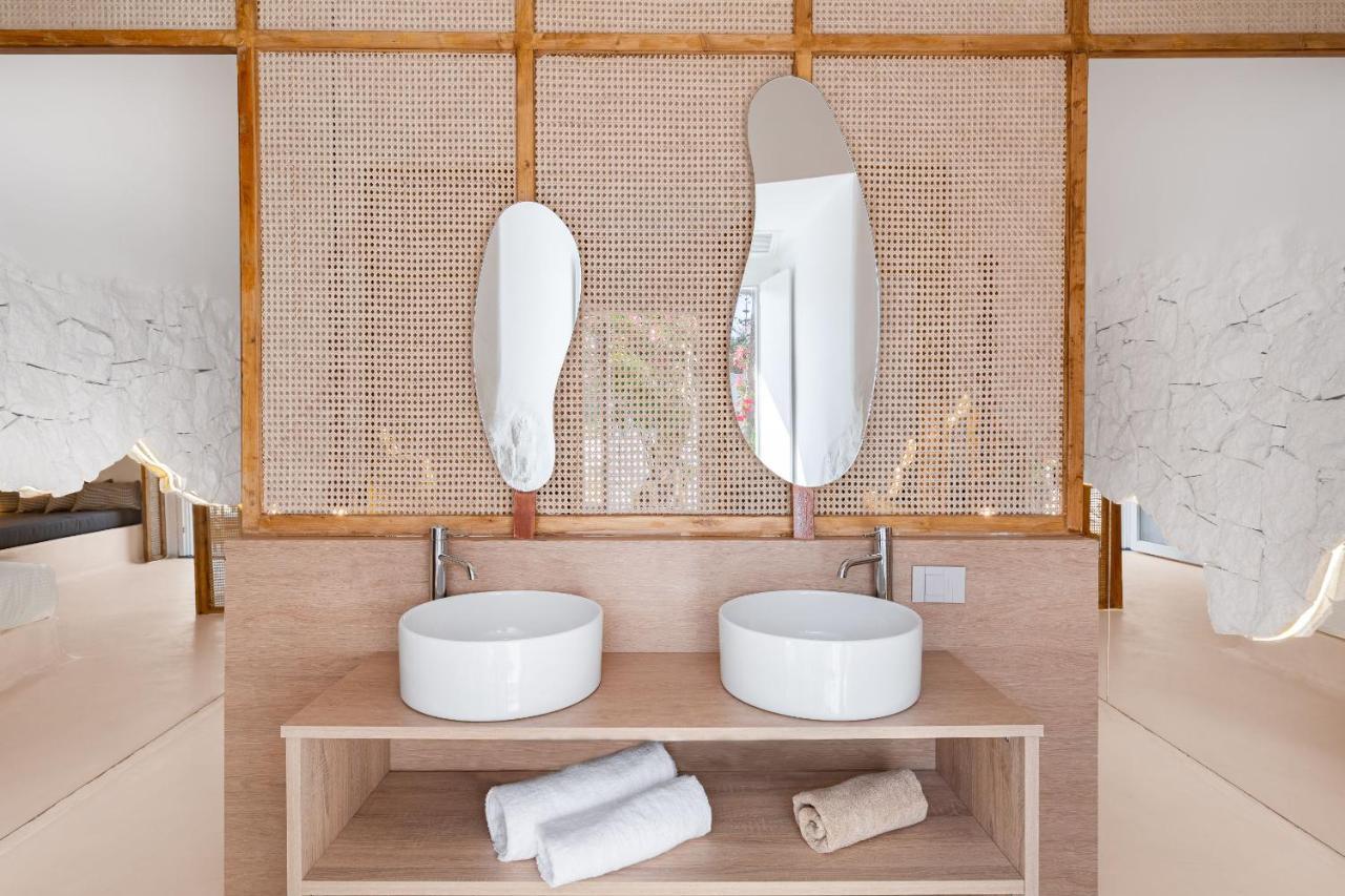 Faos Exclusive Suites Ornos  Ngoại thất bức ảnh