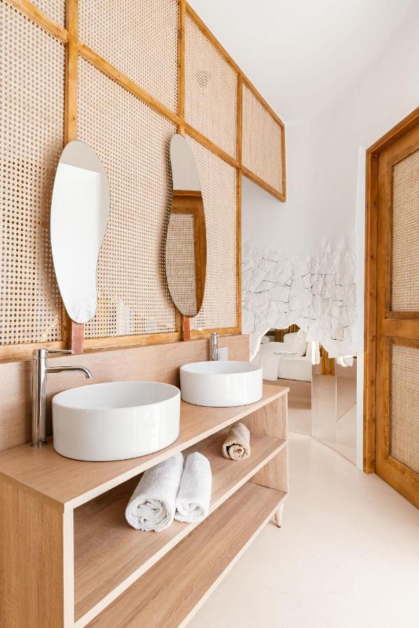 Faos Exclusive Suites Ornos  Ngoại thất bức ảnh