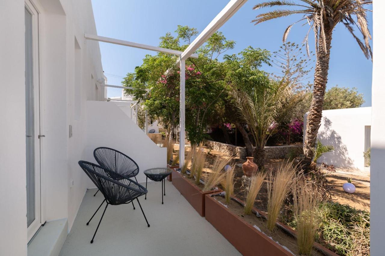 Faos Exclusive Suites Ornos  Ngoại thất bức ảnh