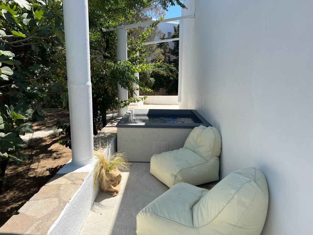 Faos Exclusive Suites Ornos  Ngoại thất bức ảnh